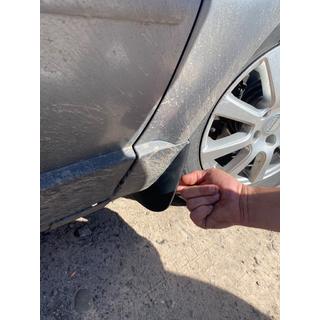Paraspruzzi Premium (4 pz) Skoda Superb 2001-2009 foto 2