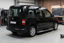 Volkswagen Caddy 2004-2010 Pedane Laterali Tayga V2 (2 pz, Alluminio) foto 1