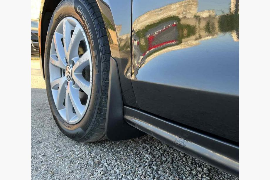 Volkswagen Jetta 2011-2018 Paraspruzzi originali Premium 2011-2013 Europa (4 pz) Foto 6