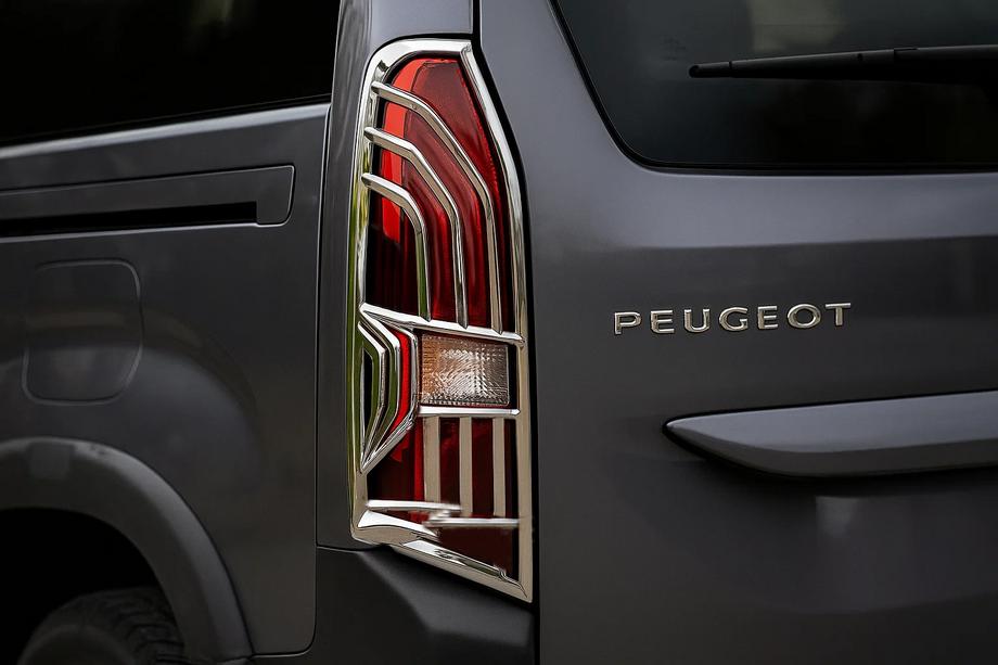 Peugeot Partner/Rifter 2019- Coperture Cromate Fanali Posteriori (2 pz, ABS) Image