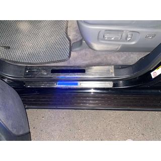 Battitacco con illuminazione (4 pz) Toyota Land Cruiser 200 2007-2021 foto 3