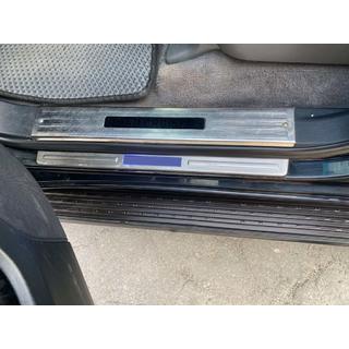Battitacco con illuminazione (4 pz) Toyota Land Cruiser 200 2007-2021 foto 4