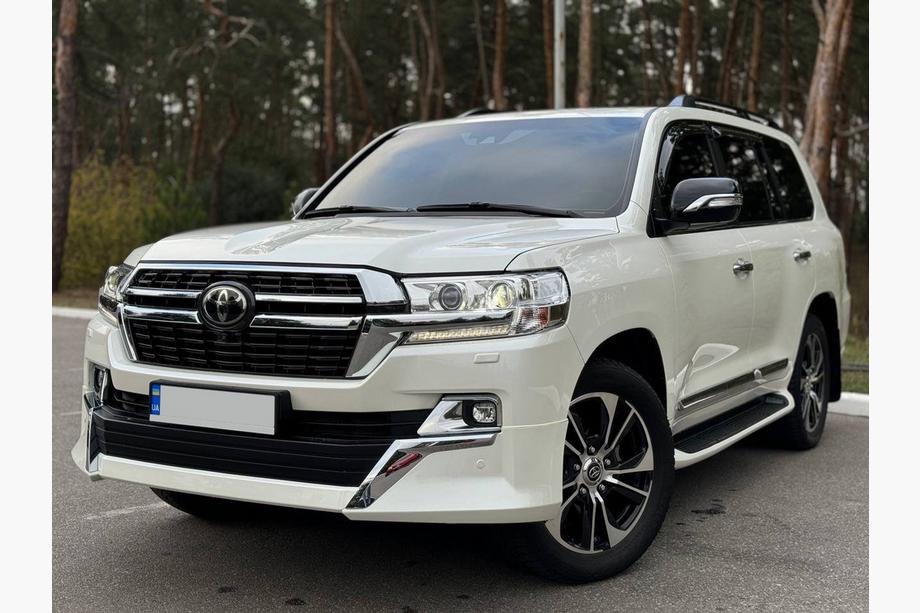 Toyota Land Cruiser 200 2007-2021 Kit carrozzeria 2016-2021 (Executive 2021) Foto 29