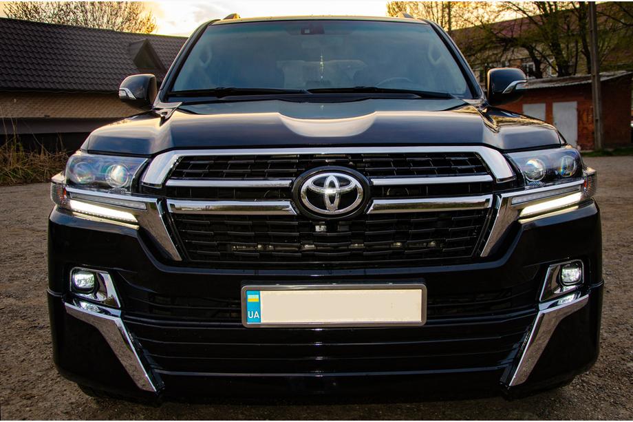Toyota Land Cruiser 200 2007-2021 Kit carrozzeria 2016-2021 (Executive 2021) Foto 15