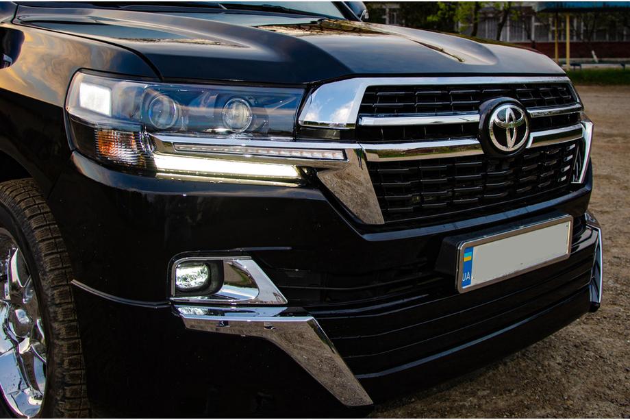 Toyota Land Cruiser 200 2007-2021 Kit carrozzeria 2016-2021 (Executive 2021) Foto 17