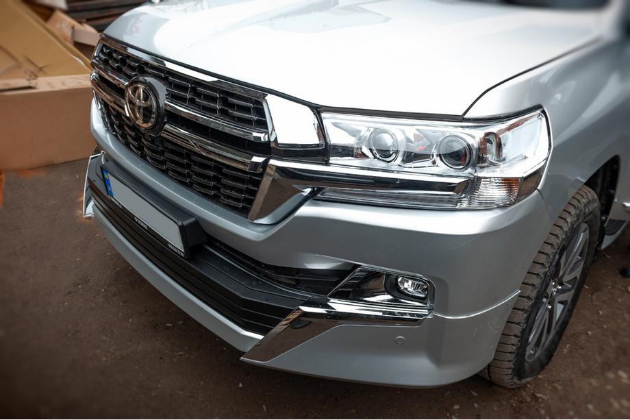 Toyota Land Cruiser 200 2007-2021 Kit carrozzeria 2016-2021 (Executive 2021) Foto 6