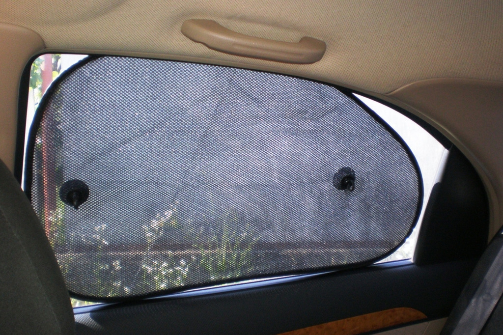 Tende per auto con ventose e loro caratteristiche