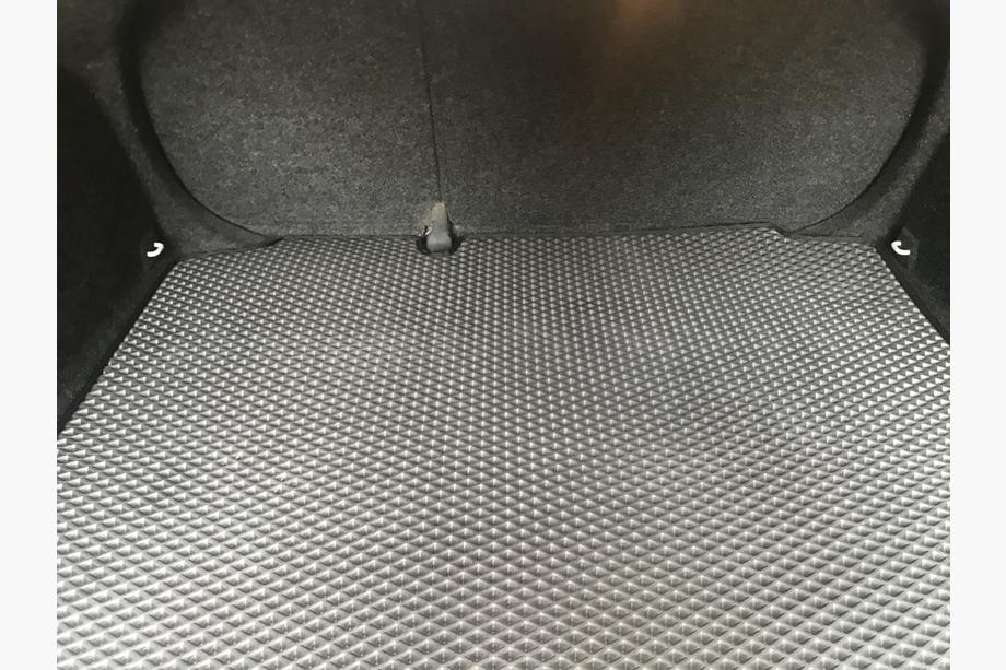 Volkswagen Jetta 2011-2018 Tappetino bagagliaio (EVA, Nero) Foto 2