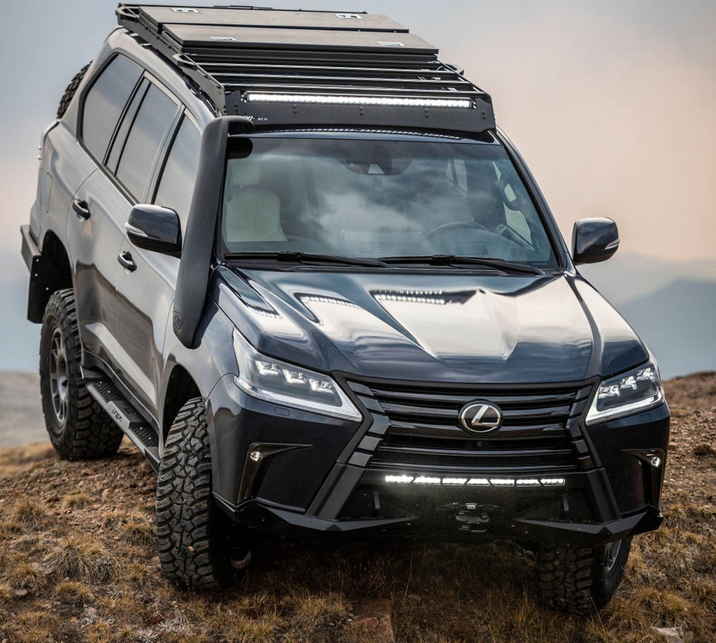 Modifica Lexus J201: solo le ragazze sono nel fango