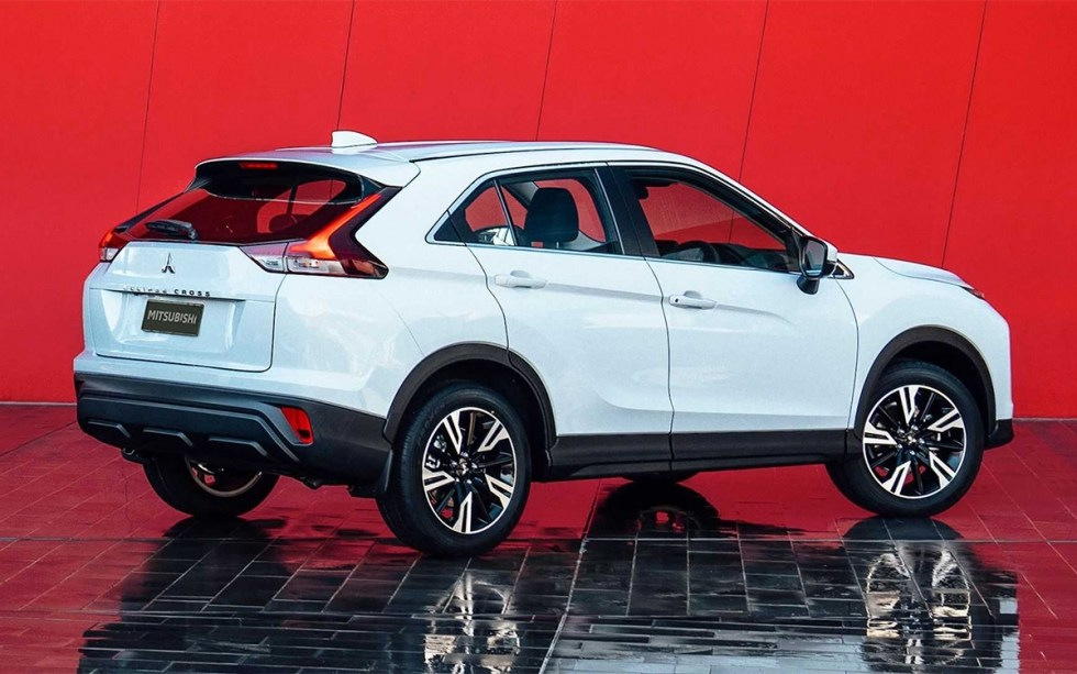 Il crossover aggiornato Mitsubishi Eclipse Cross è stato declassificato