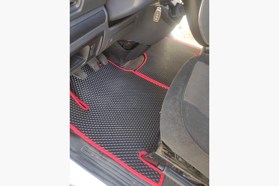 Fiat Scudo 1996-2007 Tappetini EVA (neri) Image