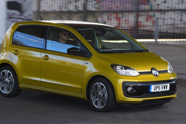 Ha compilato un elenco delle 10 auto più economiche Foto 2