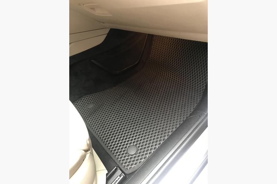 BMW 7 Series F01/F02 2008-2015 Tappetini EVA (per F02, Nero) Foto 2