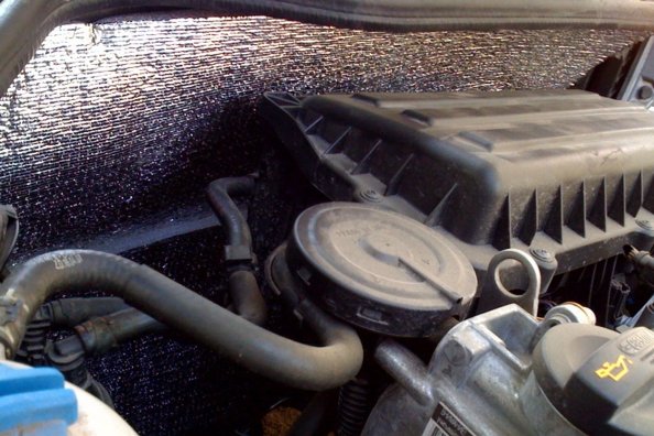 Insonorizzazione fai da te del vano motore