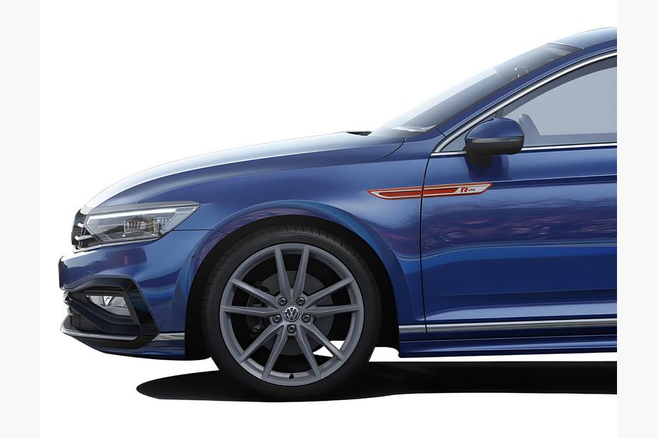 Volkswagen Passat B8 2015-2023 Badge R-Line (assortiti) Image