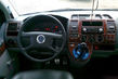 Tuning degli interni Volkswagen T5 Multivan e rivestimenti dei pannelli foto 1