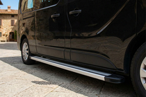 Renault Trafic 2015- Pedane Laterali Maya V4 (2 pz, Alluminio) foto 1