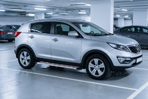 Kia Sportage 2010-2015 Pedane Laterali Maya Rosso-Grigio (2 pz, Alluminio) foto 1