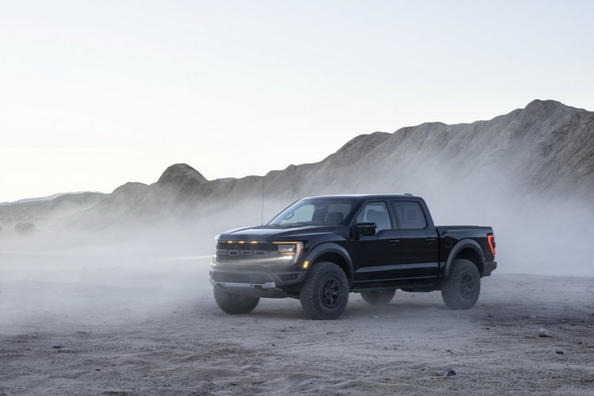 Ford F-150 Raptor presentato in una versione aggiornata