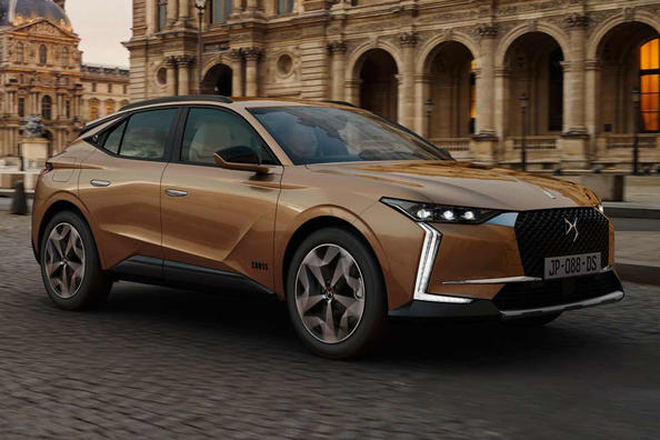 DS 4 premium hatchback: presentata la nuova generazione