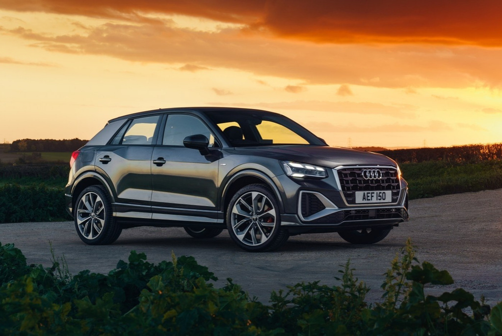 Crossover compatto aggiornato Audi Q2 di prima generazione