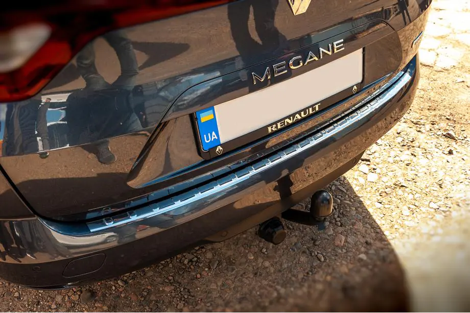 Renault Megane IV 2016-2025 Protezione paraurti posteriore Carmos (SW, acciaio inox) Foto 6