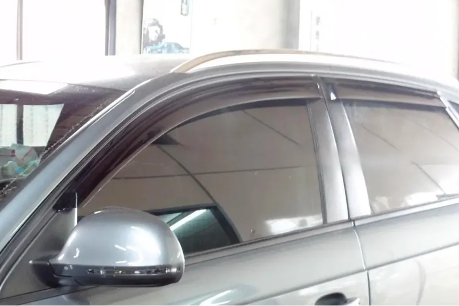 Audi Q5 2008-2017 Deflettori Finestrini (4 pz, HIC) Foto 4