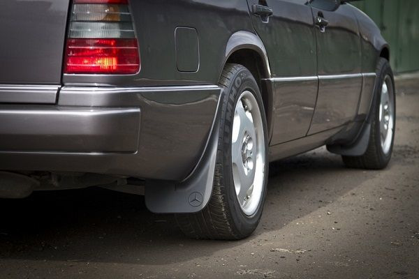 Come scegliere i paraspruzzi per un’auto?