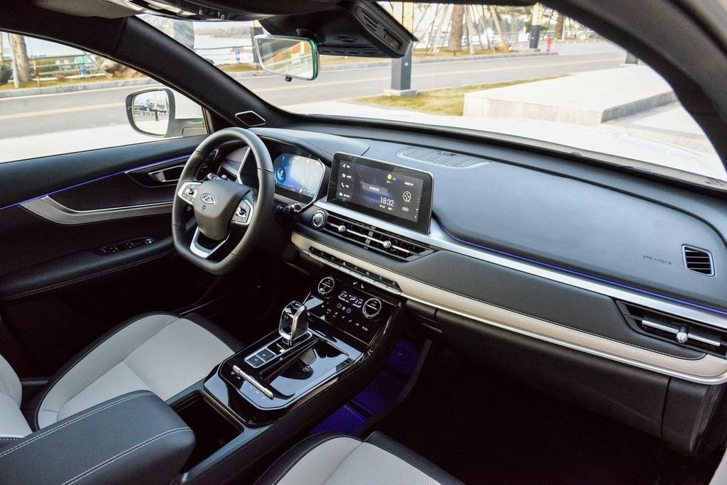 Crossover a trazione anteriore Chery Tiggo 7 PRO di seconda generazione