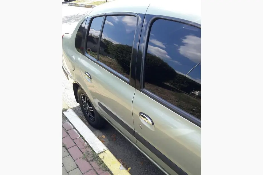 Renault Symbol 1999-2008 Coperture Maniglie Cromate (Acciaio Inox) 4 pz, OmsaLine - Acciaio Inox Italiano Foto 3