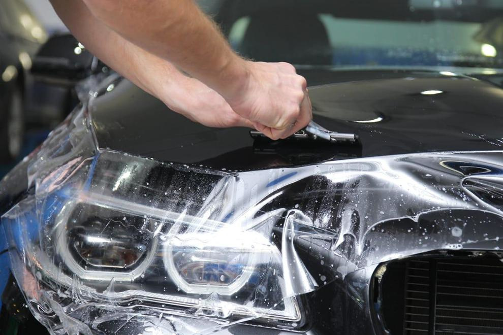 Proprietà delle principali opzioni per proteggere la carrozzeria dell’auto da danni minori