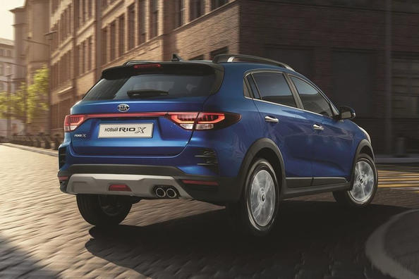 KIA Rio X cross-country hatchback Foto 3