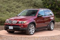 BMW X5 E53 1999–2006 Pedane Laterali Maya Red (2 pz, alluminio) foto 1