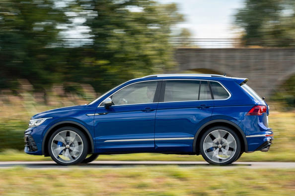 Revisione della modifica caricata della Volkswagen Tiguan R Foto 4