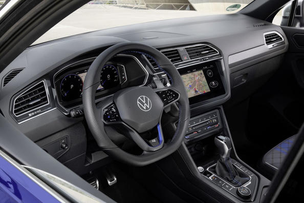 Revisione della modifica caricata della Volkswagen Tiguan R Foto 6