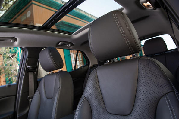 Crossover compatto Buick Encore GX Foto 7