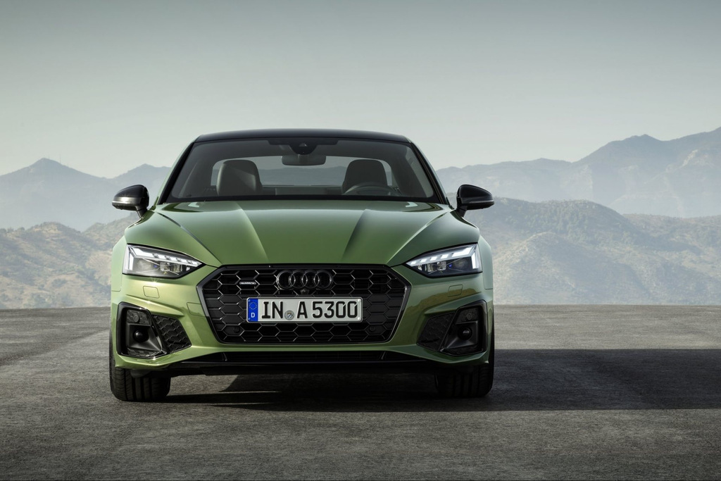 Revisione della coupé aggiornata Audi A5 Coupe