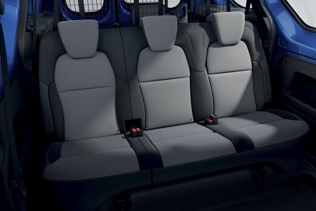 Recensione del furgone compatto per passeggeri Renault Express