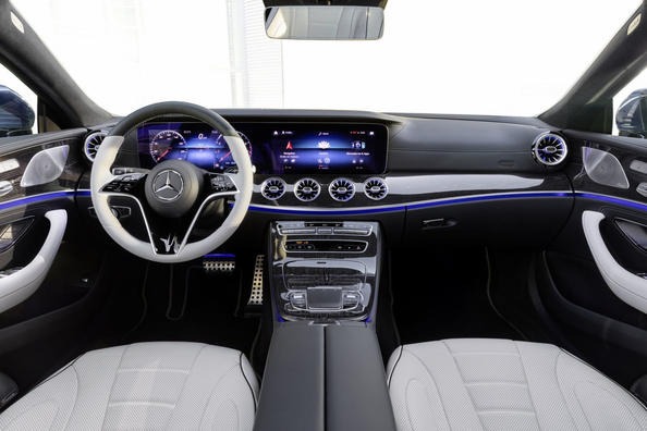 Berlina coupé a trazione integrale Mercedes-Benz Classe CLS Foto 8