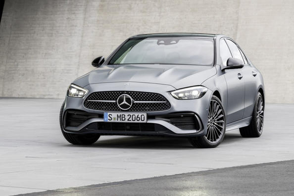 La nuova generazione della berlina Mercedes-Benz Classe C Foto 2