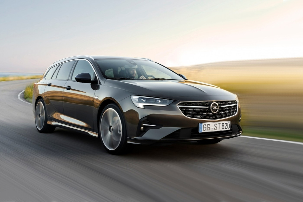 Recensione della station wagon modernizzata Opel Insignia Sports Tourer