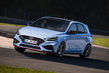Revisione di una modifica più produttiva della berlina Hyundai i30 N foto 2