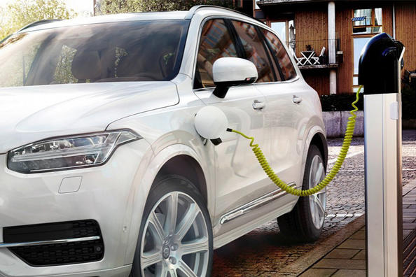 Come scegliere gli pneumatici giusti per la tua auto elettrica