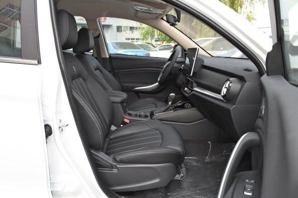 Recensione crossover canzone BYD BY Foto 8