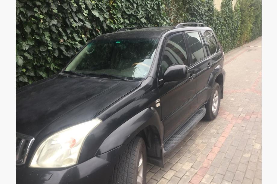 Toyota Land Cruiser Prado 120 2002-2009 Barre portatutto Skyport Nero (2 pz) Foto 3