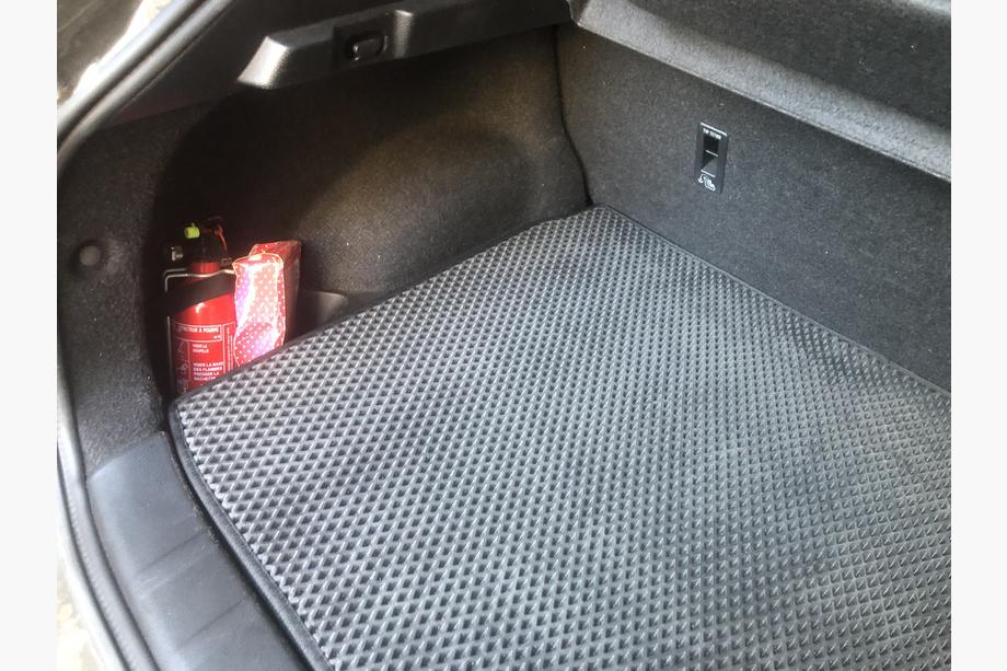 Nissan Qashqai 2014-2021 Tappetino bagagliaio (EVA, Nero) Foto 2
