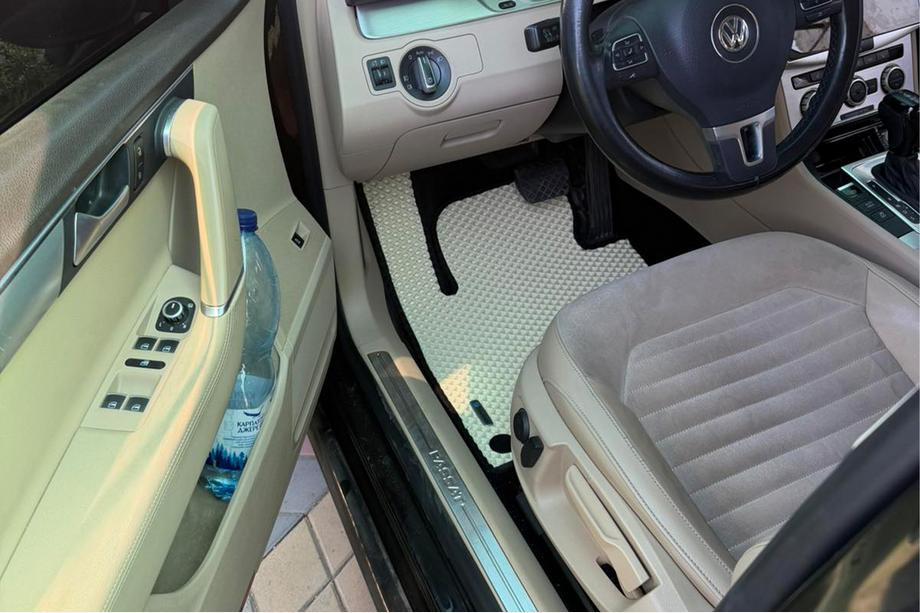 Volkswagen Passat B7 2012-2015 Tappetini EVA (EU, Beige) Image