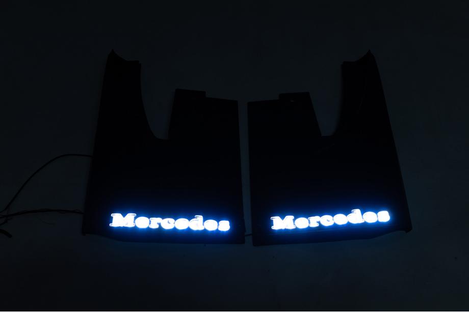 Mercedes Sprinter W901/902/903/904/905 1995–2006 Paraspruzzi Premium con Illuminazione (2 pz) Foto 4