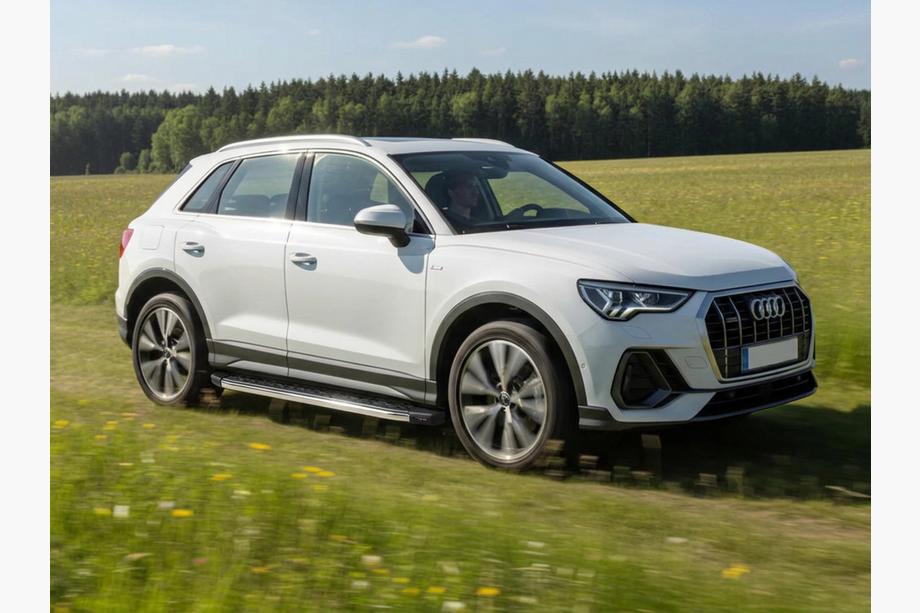 Audi Q3 2019–2025 Pedane Laterali BlackLine (2 pz, Alluminio) Foto 1