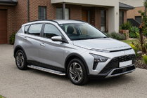 Hyundai Bayon 2021- Pedane Laterali Maydos V2 (2 pz, Alluminio) foto 1
